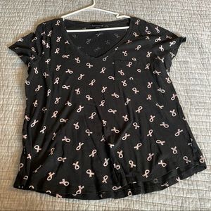 *🎉 FREE WITH PURCHASE- Torrid Breast Cancer Ribbon Tshirt